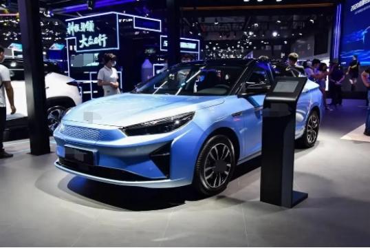 電動車要涼了?院士稱:現(xiàn)在新能源一地雞毛!網(wǎng)友:還是院士有學問