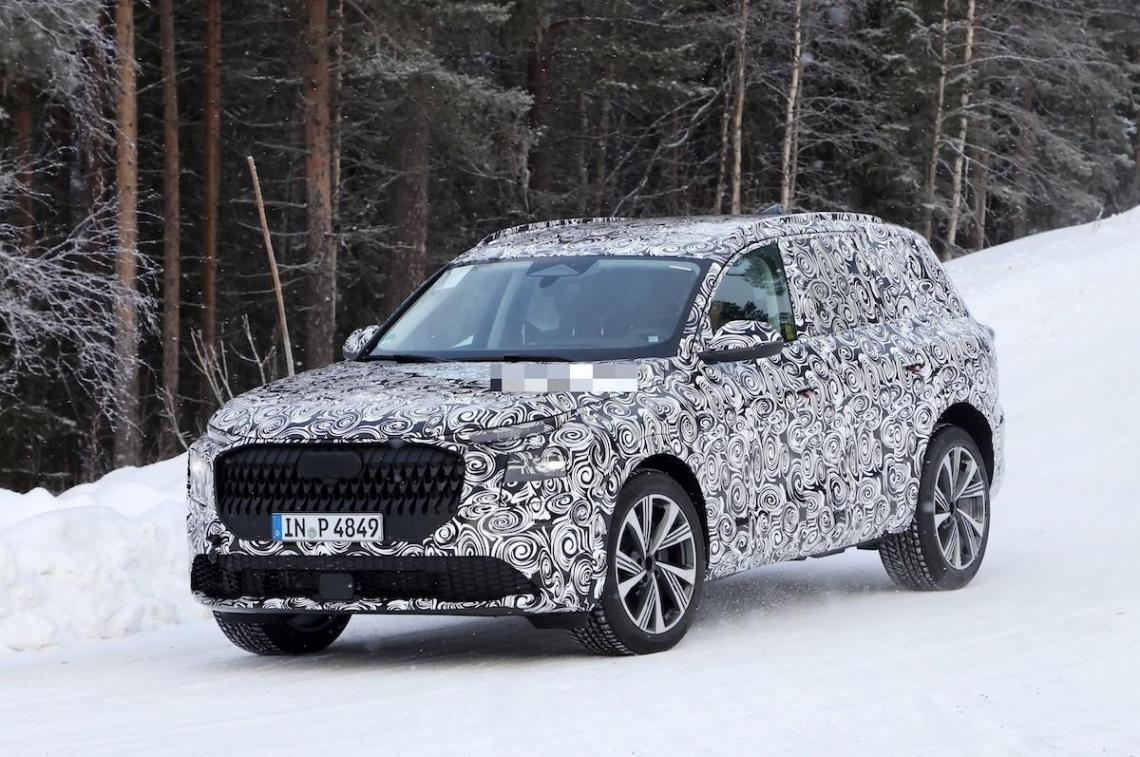 新一代奧迪Q7再曝光,造型更年輕,搭載安卓車機,智駕聯手華為?