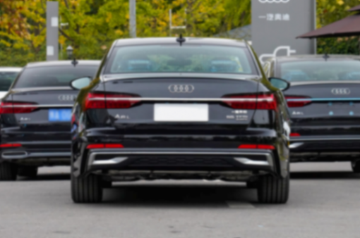 豪華中大型車如何選,奧迪A6L對比奔馳E級誰更適合你?
