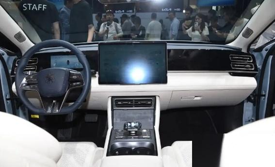 比亞迪“五大轎車”來襲,造型“脫胎換骨”,能否引領新潮流?