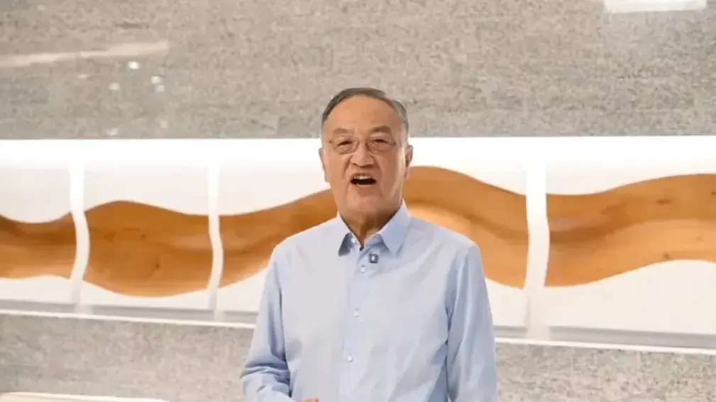 柳傳志罕見露面,聯想很多