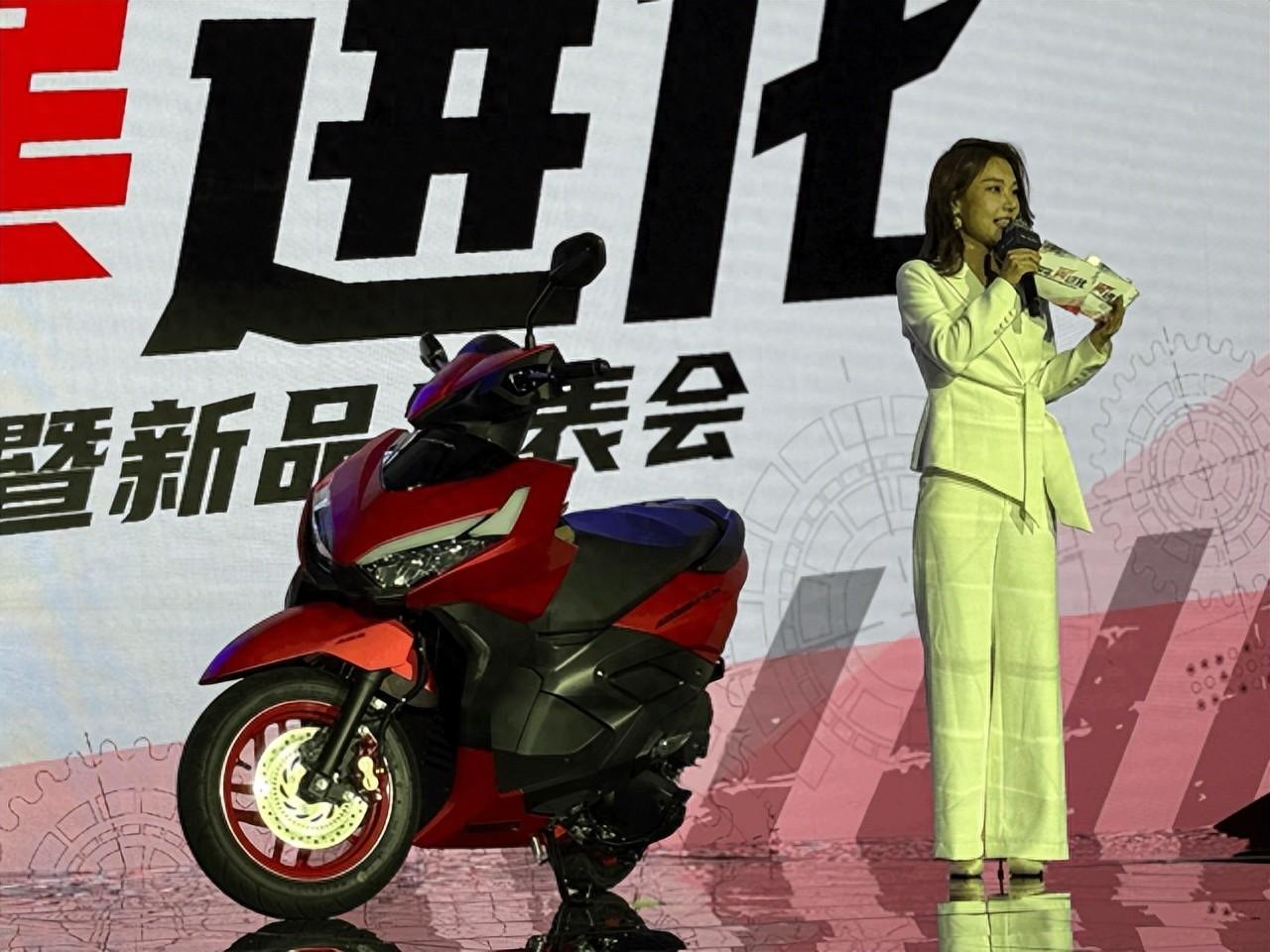 詳細測評新大洲本田NS125RX︱全新進化