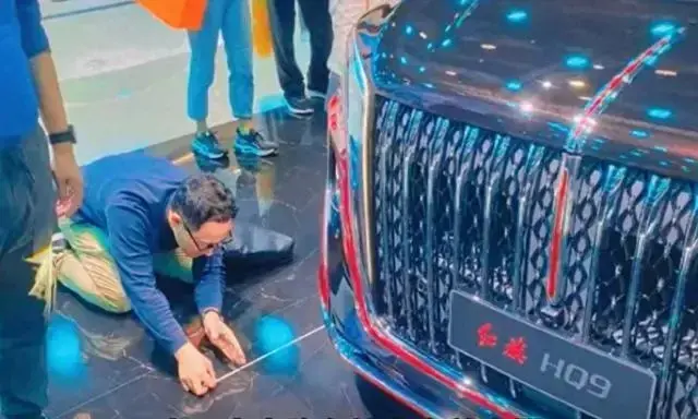 北京車展收官丨老總營銷出圈,外國“皮尺部”出動