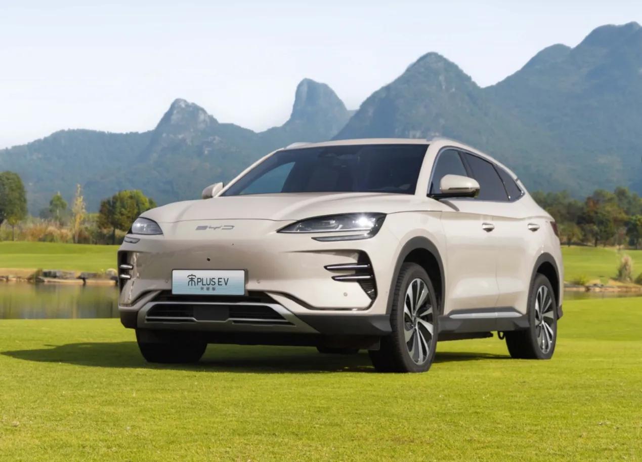 15萬買合資純電SUV,滿電跑530km,起亞EV5遙遙領先