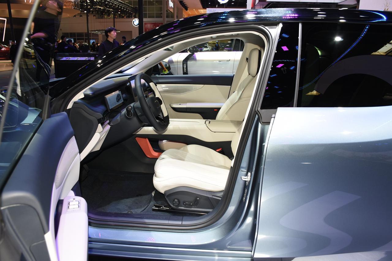 將于5月17日上市,領克07 EM-P實車圖發布