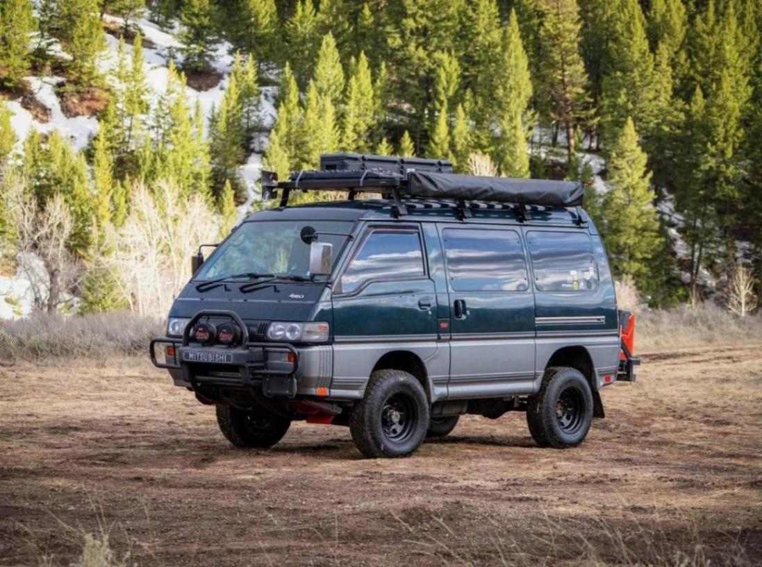 小而強(qiáng)大的陸地野獸,1992年三菱Delica 4x4