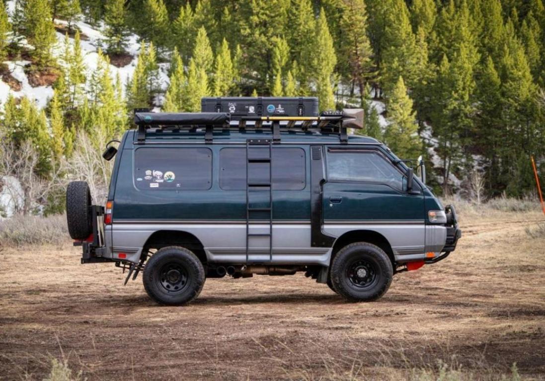 小而強(qiáng)大的陸地野獸,1992年三菱Delica 4x4