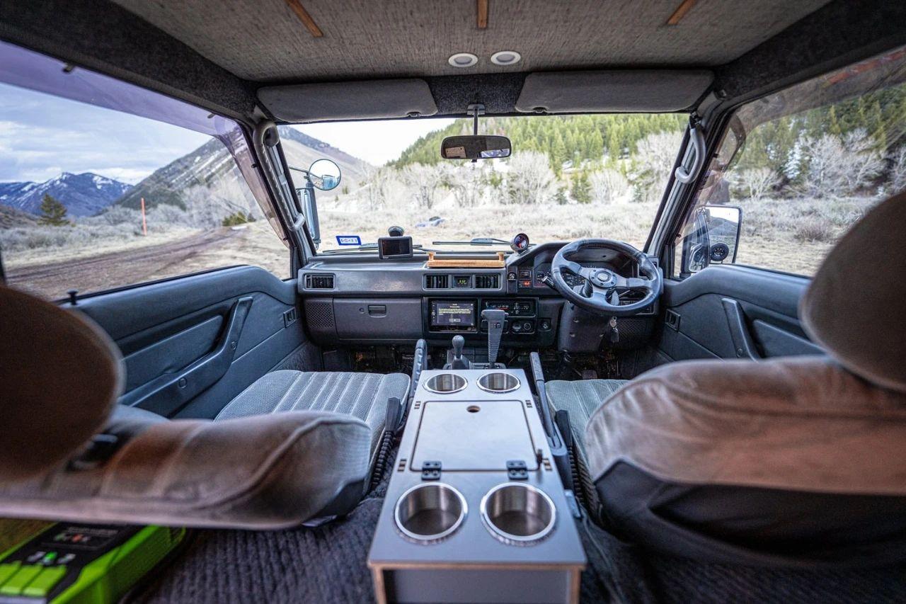 小而強(qiáng)大的陸地野獸,1992年三菱Delica 4x4