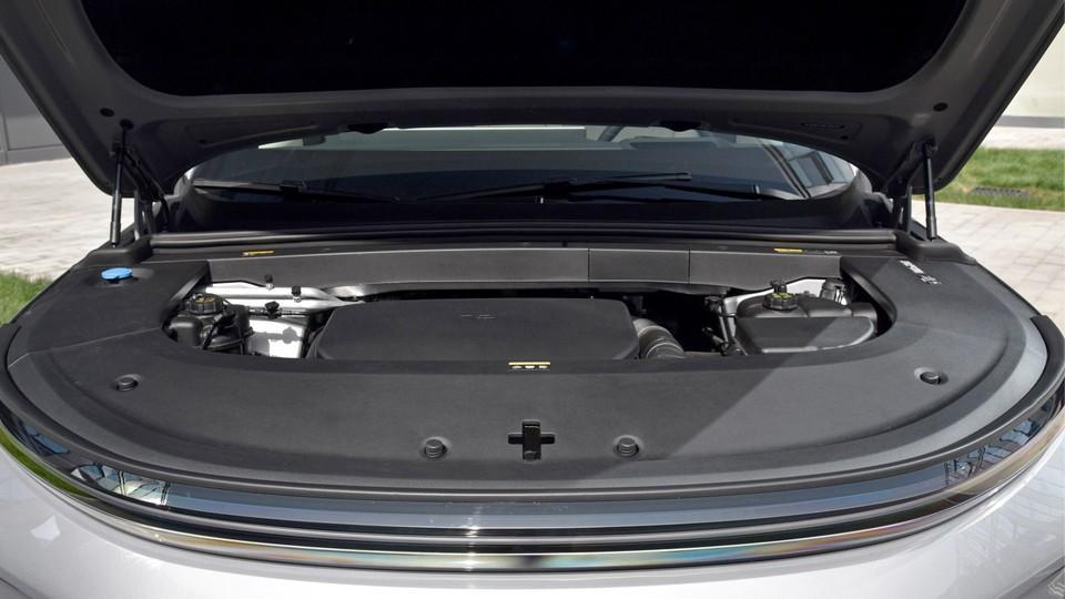 理想L6,25萬級增程SUV,除了雷總的訂單,上市18天訂單超4.1萬臺
