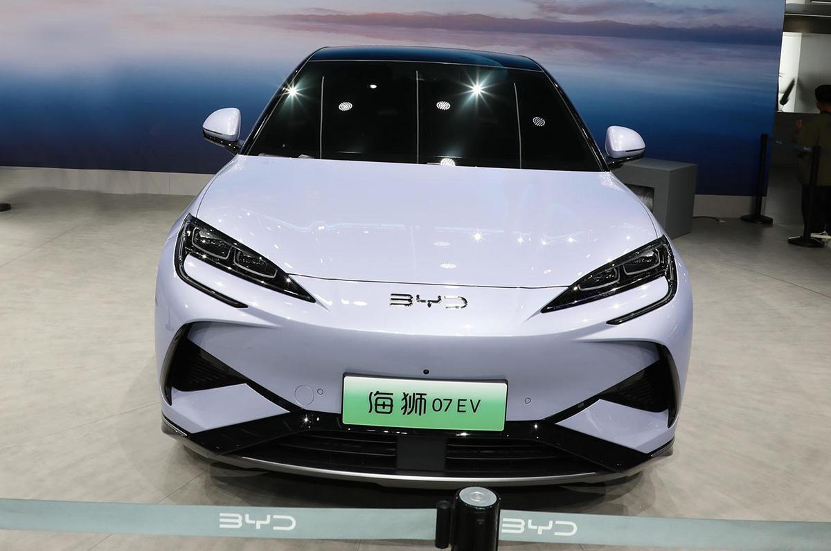 中型純電SUV攪局者!比亞迪海獅07 EV上市,18.98萬起,預定爆款