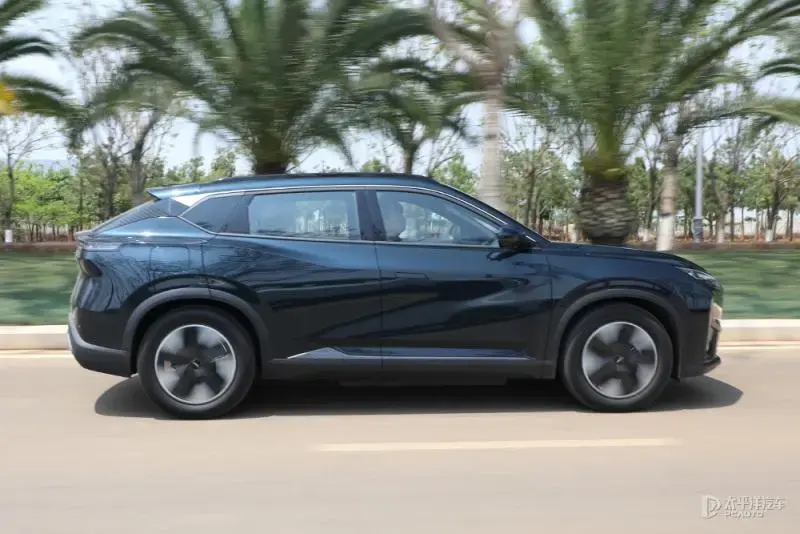 同級純電續航最長的插混車 試駕東風風神L7