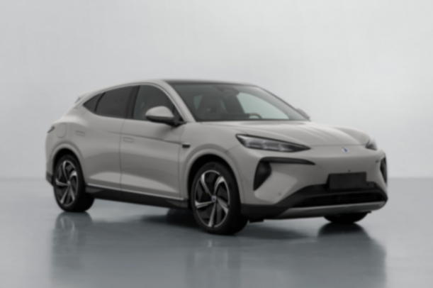 專打 Model Y 的車,比亞迪造了 3 輛
