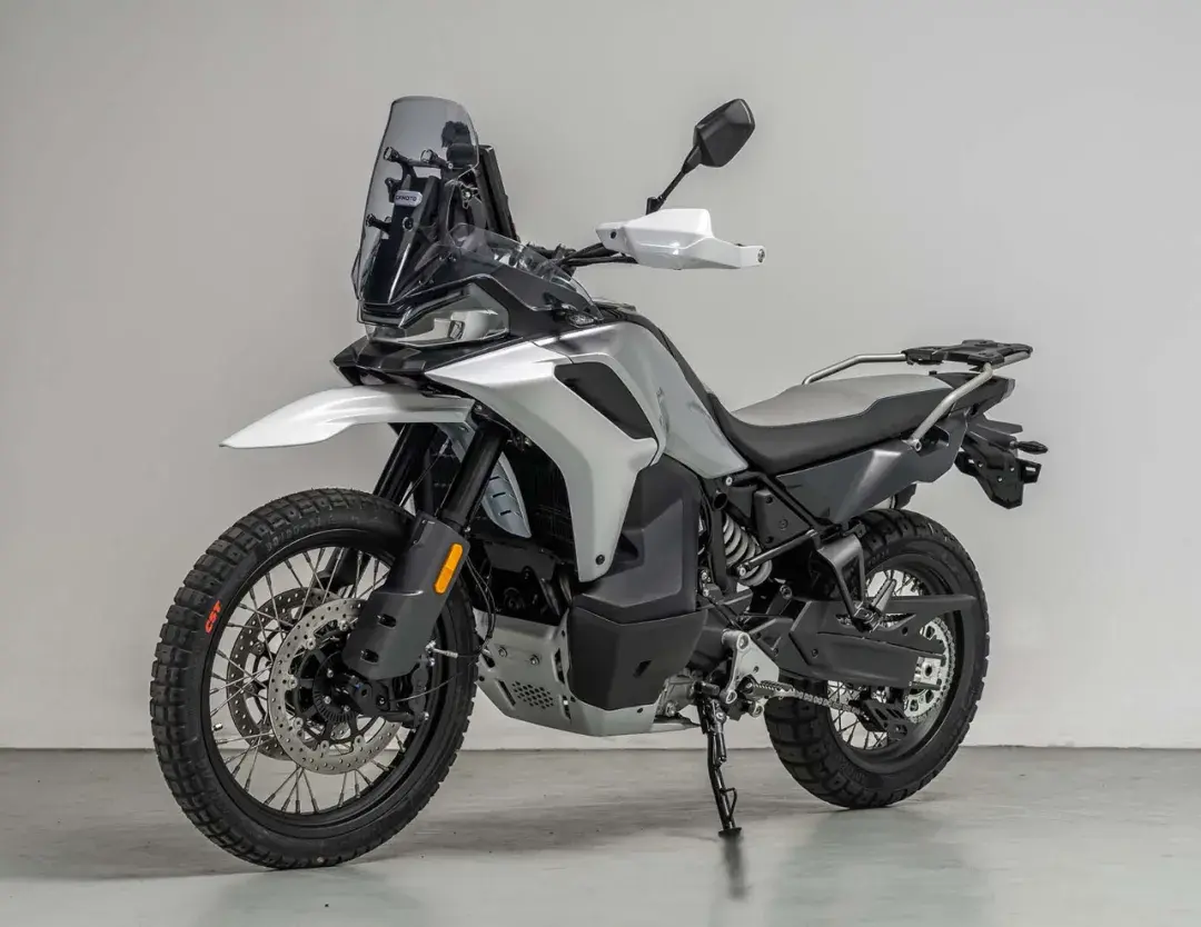又一波新車來襲:五羊本田CB190跑車,春風800MT-X,閃250雙缸版