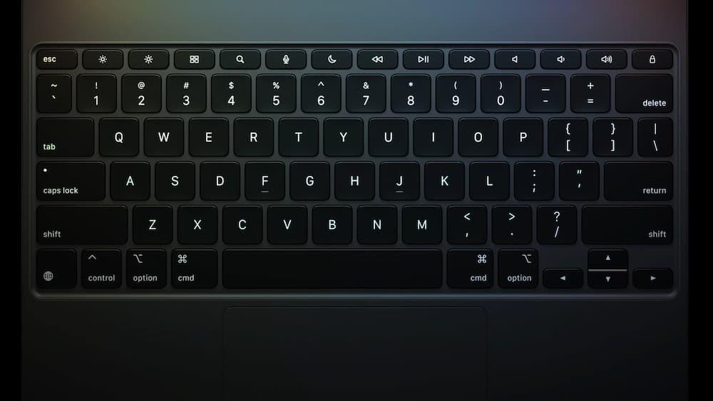2024 iPad Pro 巧控鍵盤值得買嗎? 5 項新功能和優缺點選購建議