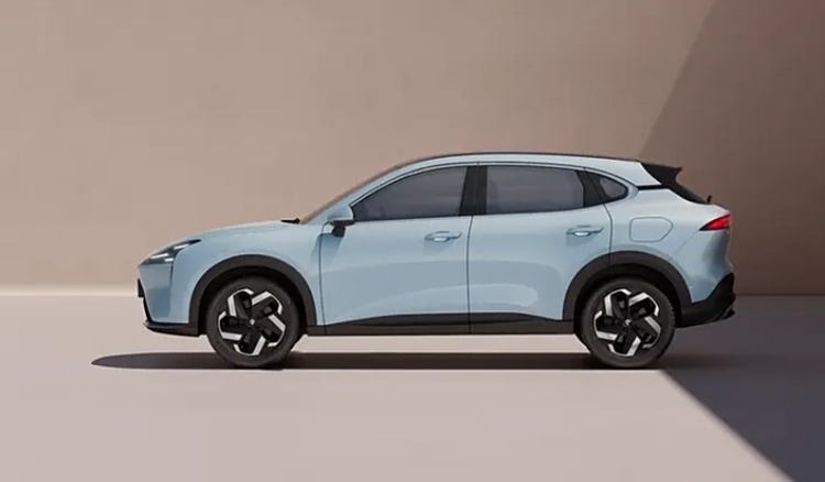 寶駿云海三季度上市 定位緊湊型SUV 提供純電和插混供選