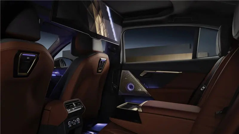 縱享百萬級駕乘體驗:解讀全新BMW 5系,智能豪華轎車的典范之作