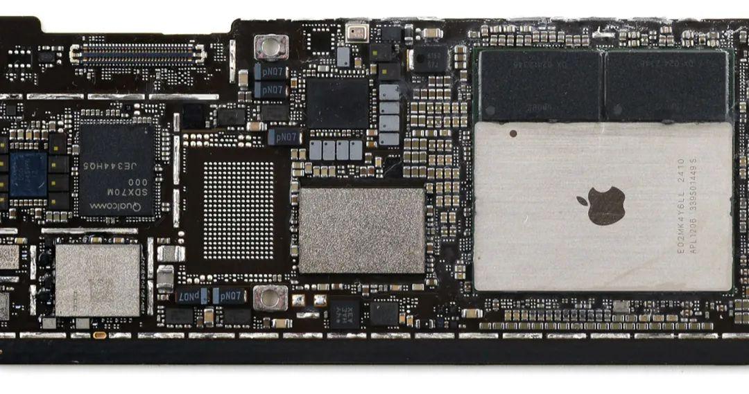 iPhone15 罕見官方大降價(jià),但還是難拯救銷量