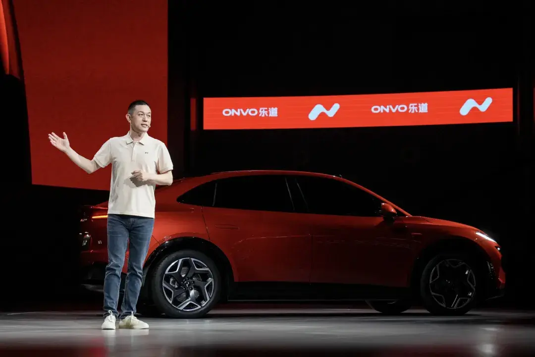 蔚來(lái)和李斌,要的就是鐵成
