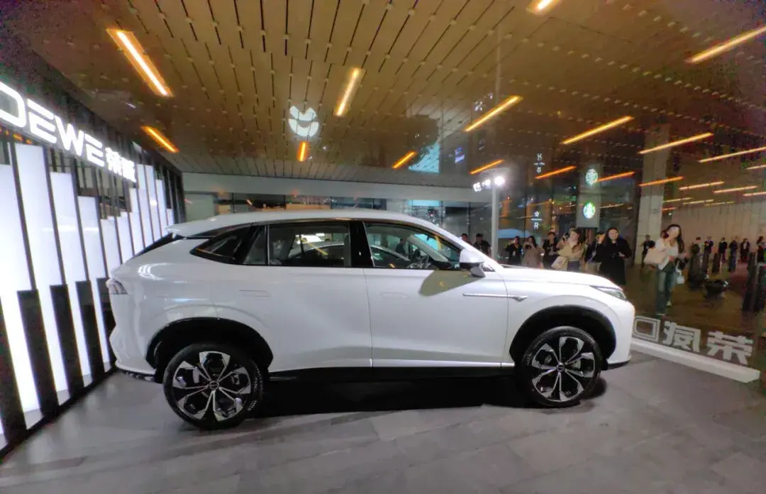 榮威D5X DMH,43%熱效率,續航1300km