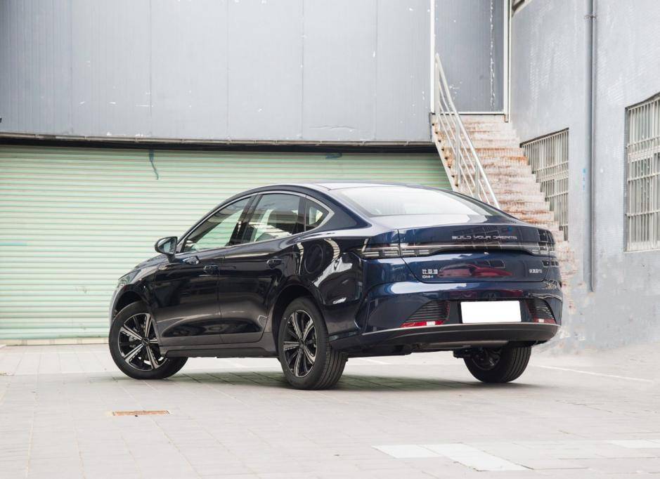 作為秦PLUS DM-i的同胞車型,為何驅逐艦05銷量沒那么高?