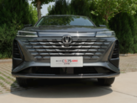 都是10W+爆款,長(zhǎng)安第三代CS75PLUS冠軍版為啥比星越L口碑更高?