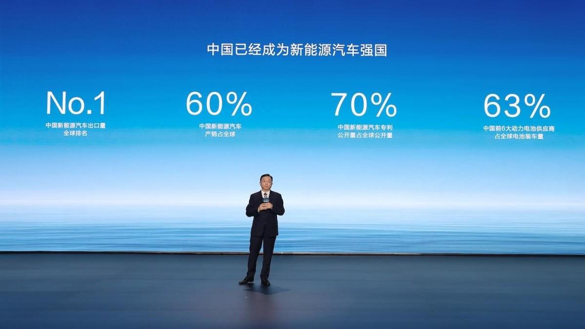 活久見!新能源汽車反超燃油成主流,市場需求緣何激增?