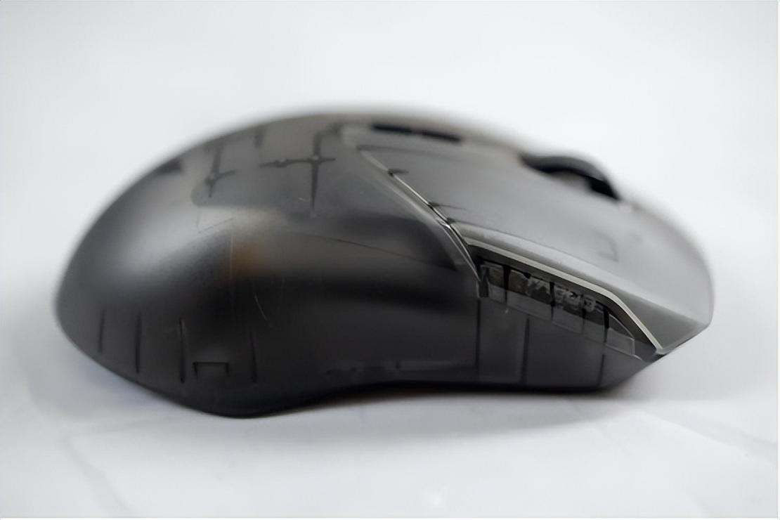 0.125毫秒響應速度,180小時續航,雷柏VT9 Air雙模游戲鼠標體驗