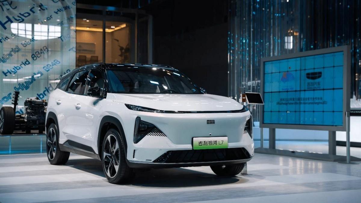 銀河L7十萬輛整車下線,吉利電動化為何能“后來居上”?