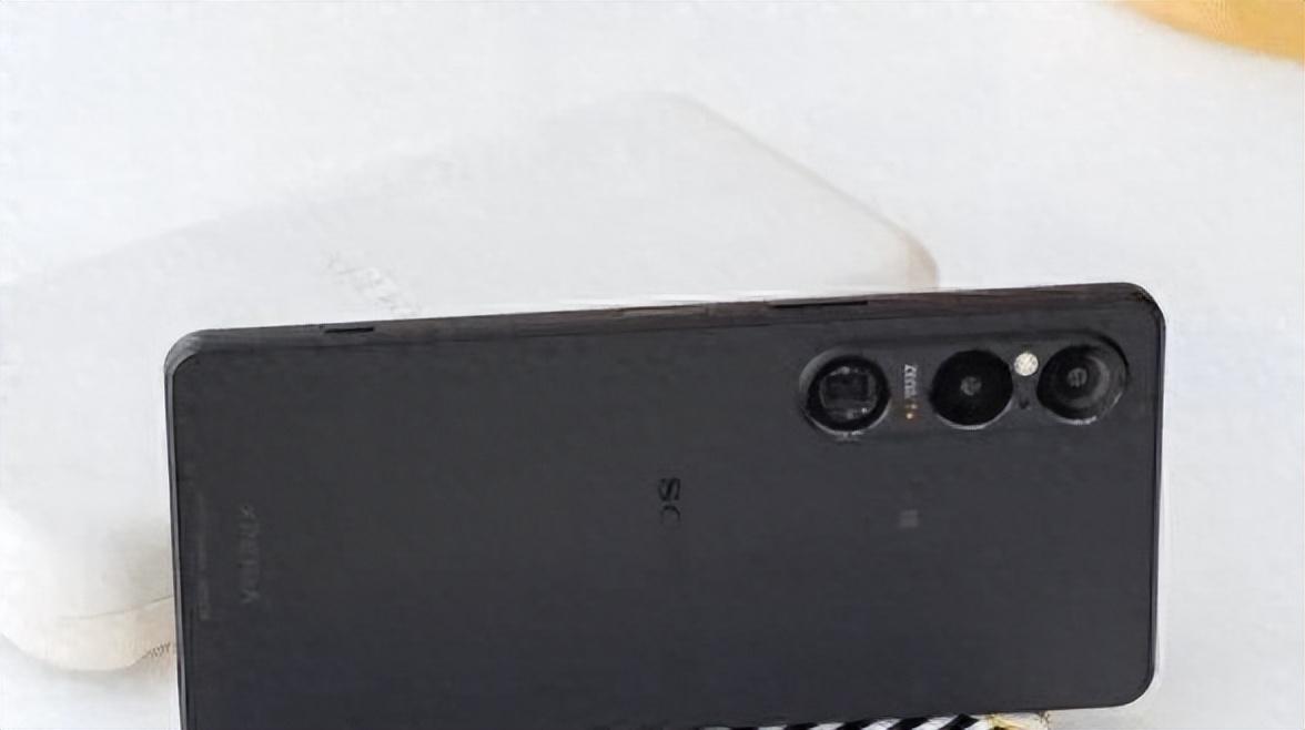 索尼小屏旗艦Xperia Pro-C驚艷曝光,性能與顏值并存