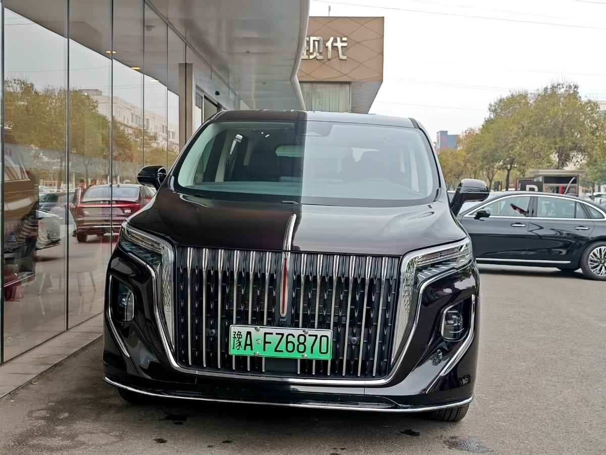 騰勢D9新對手?探店實拍紅旗HQ9 PHEV 售價35.88萬元起