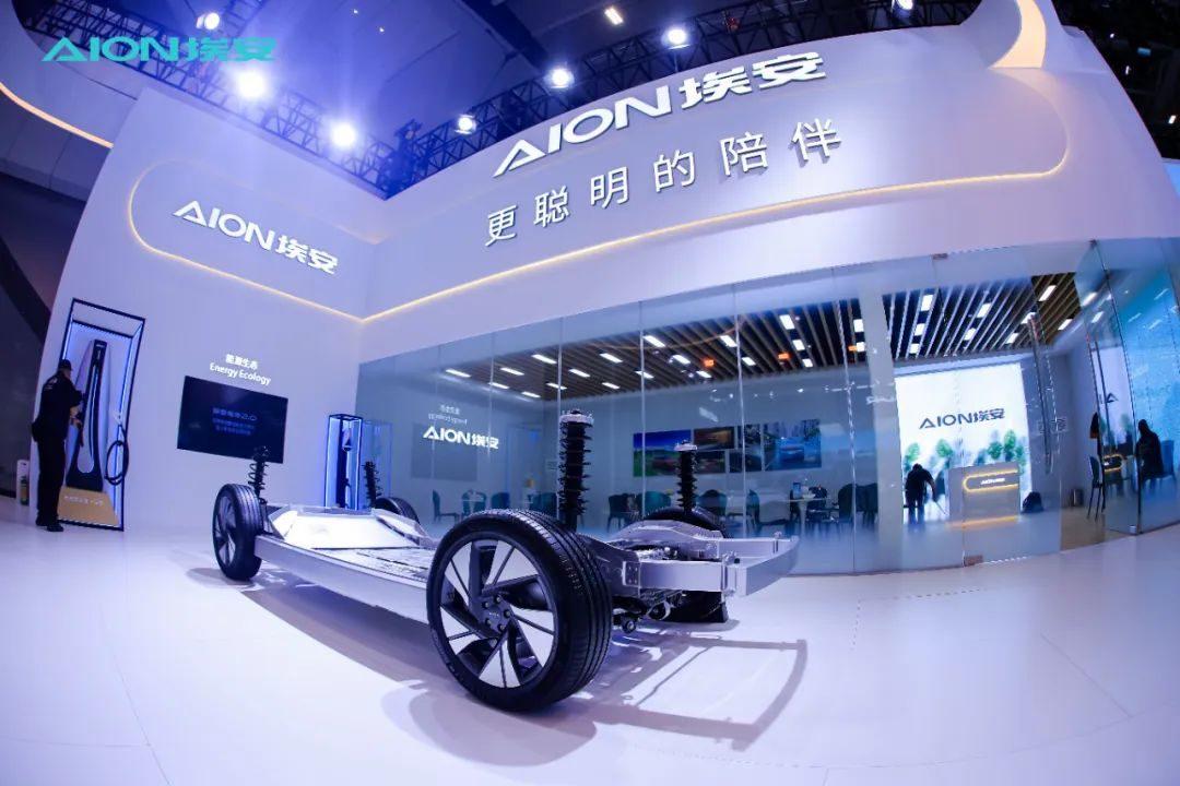 大灣區車展“霸王龍”!第二代AION V為何會吸睛無數?