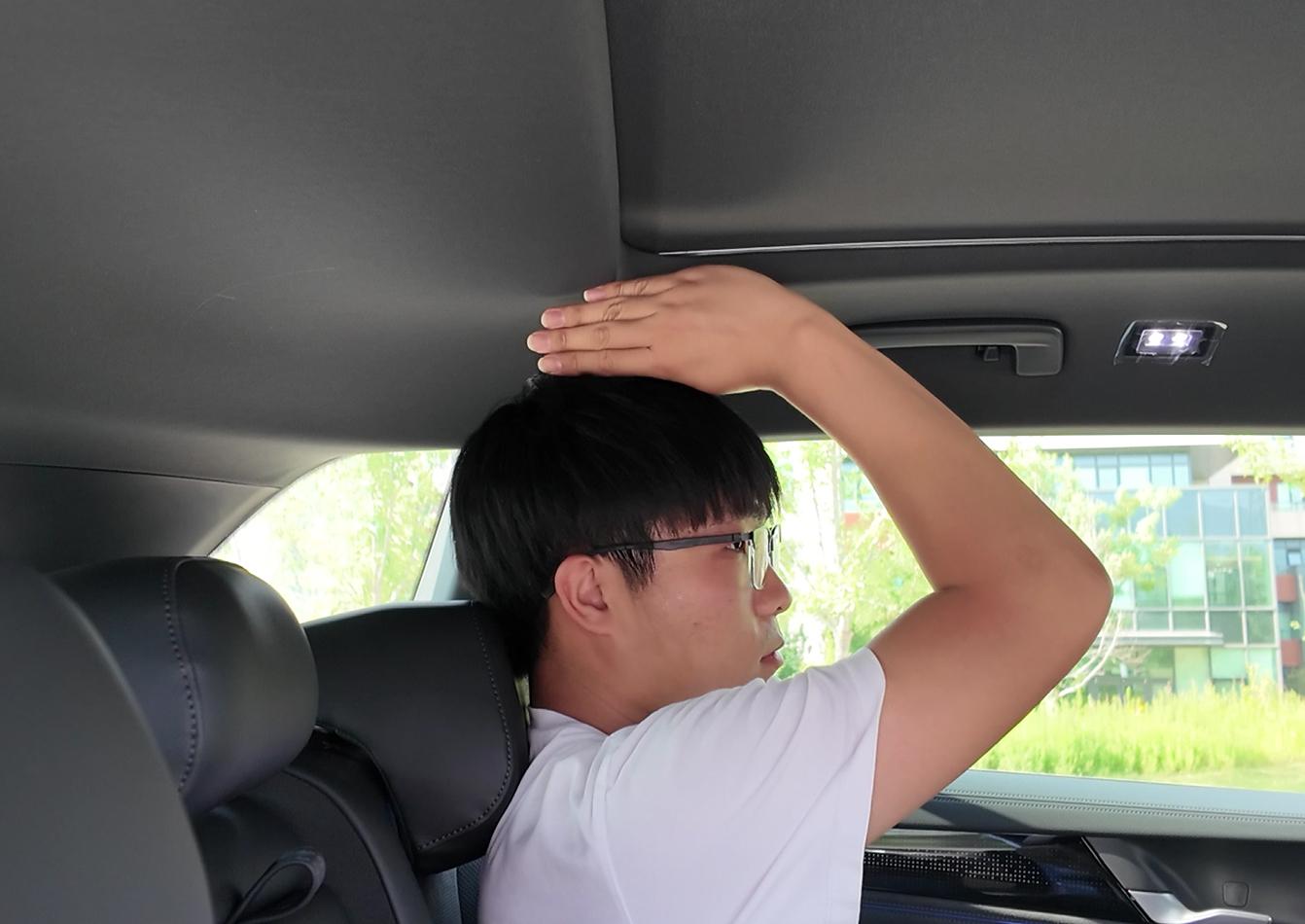 試駕上汽大眾途觀L Pro 看“油車智能化顛覆者”實(shí)力如何?
