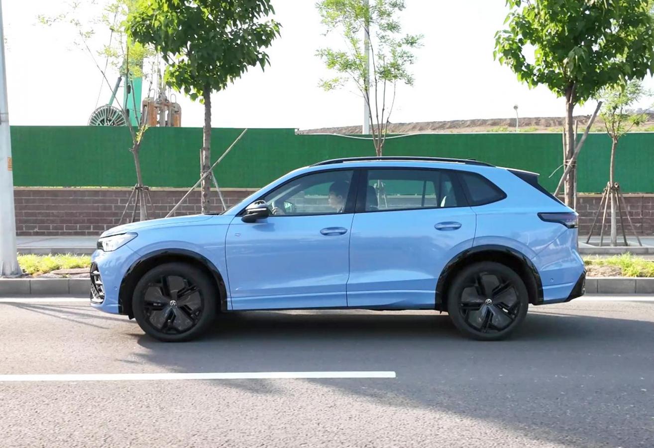 試駕上汽大眾途觀L Pro 看“油車智能化顛覆者”實(shí)力如何?