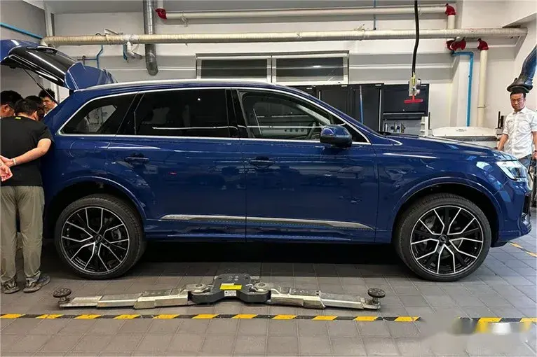 實車終于來了!這一次奧迪Q7能打個翻身仗嗎?