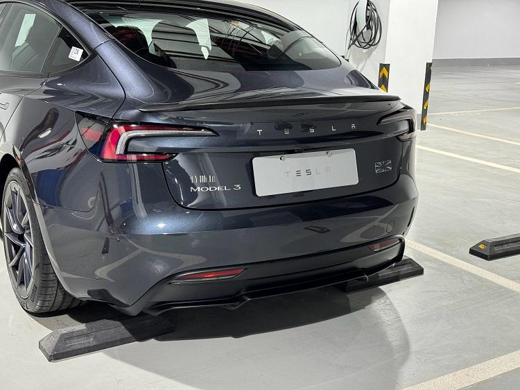 33.59萬起,續航623公里!特斯拉Model 3高性能版上市