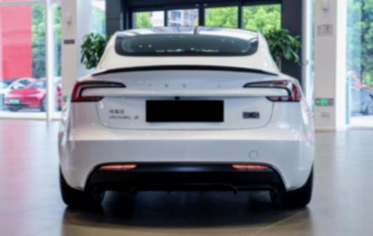 33.59萬起,特斯拉新款Model 3高性能版開售,運(yùn)動套件+零百3.1秒