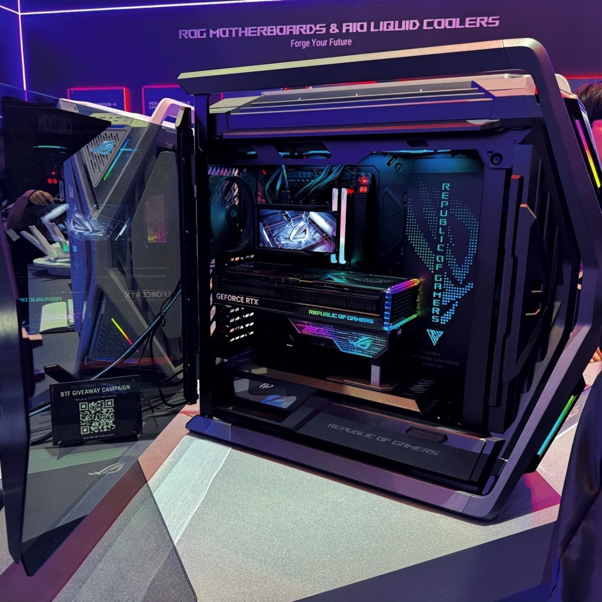 華碩X870、下代ROG BTF背置主板亮相COMPUTEX 2024