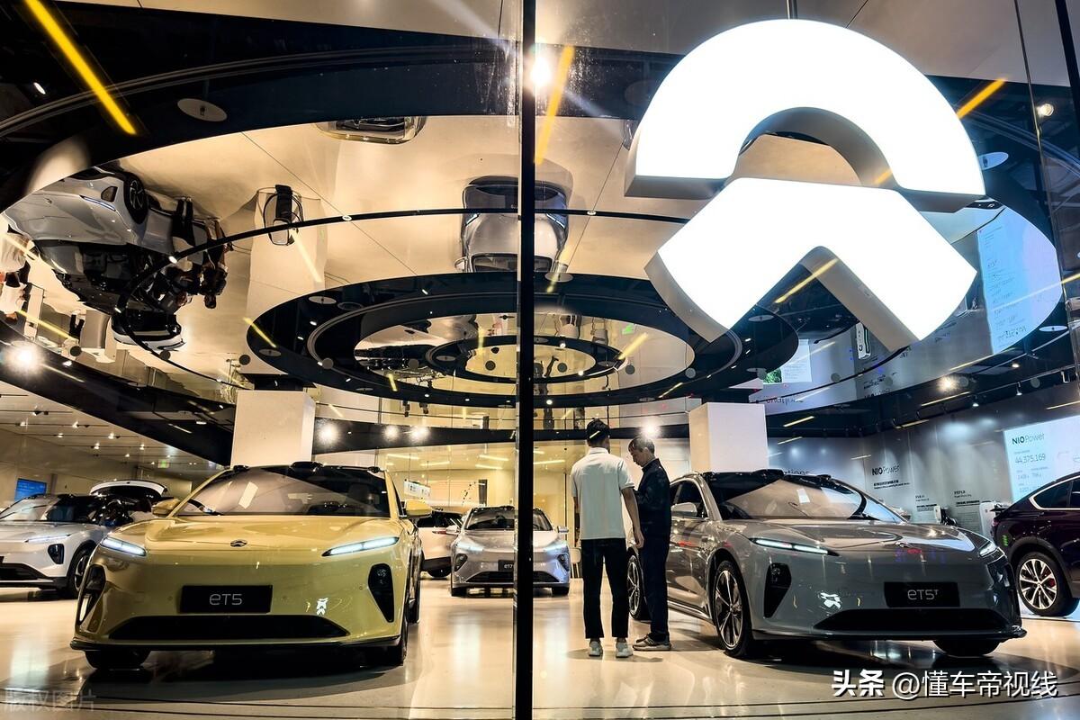 蔚來(lái)李斌:呼吁解決電池壽命問(wèn)題,卷的同時(shí)不要忘了合作