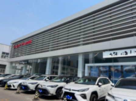 往日加價王,如今上市即官降:廣汽豐田漢蘭達實地探店