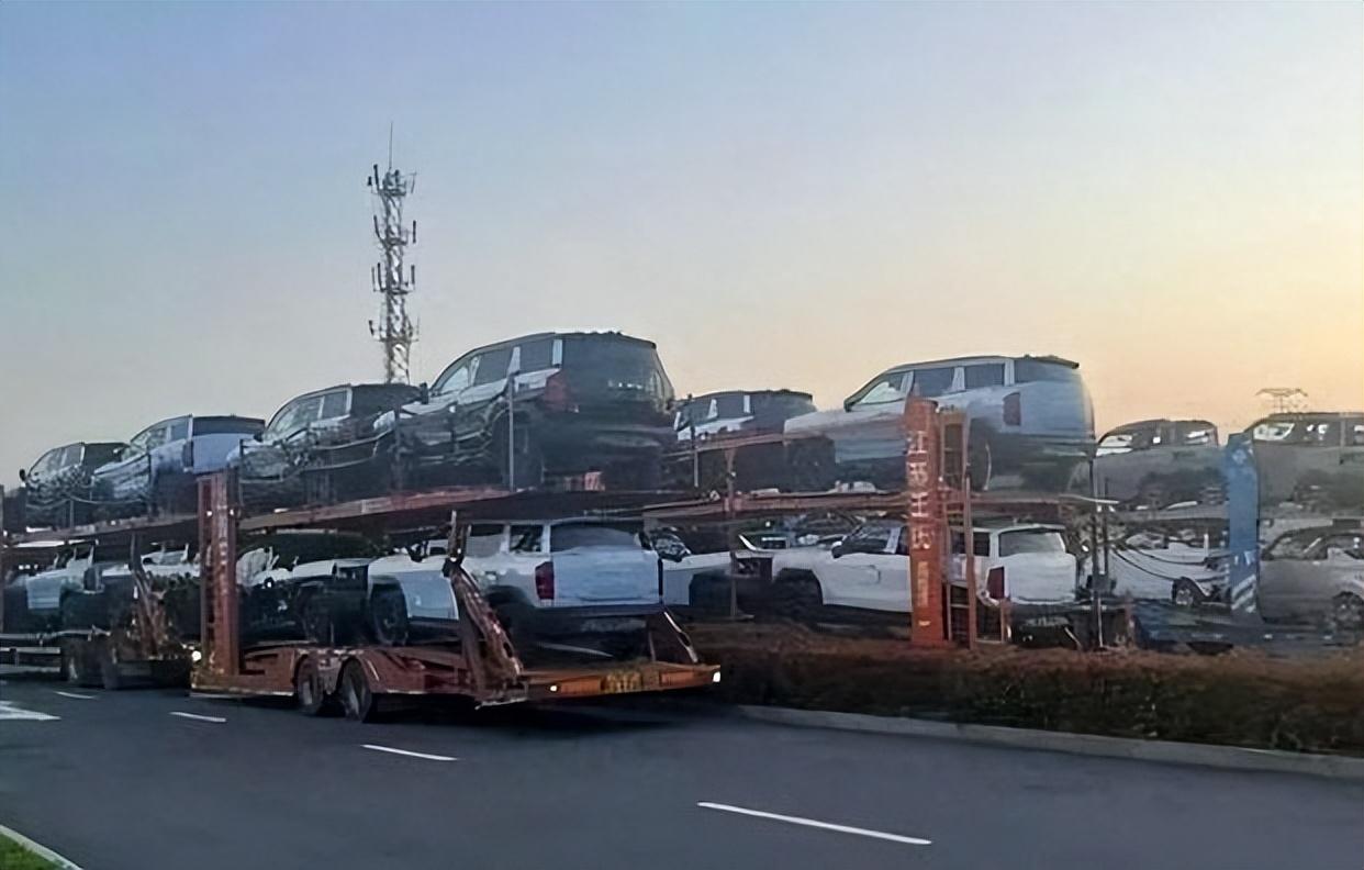 全新哈弗H3亮相,命名回歸H系列,停產12年的這款車有何魅力?