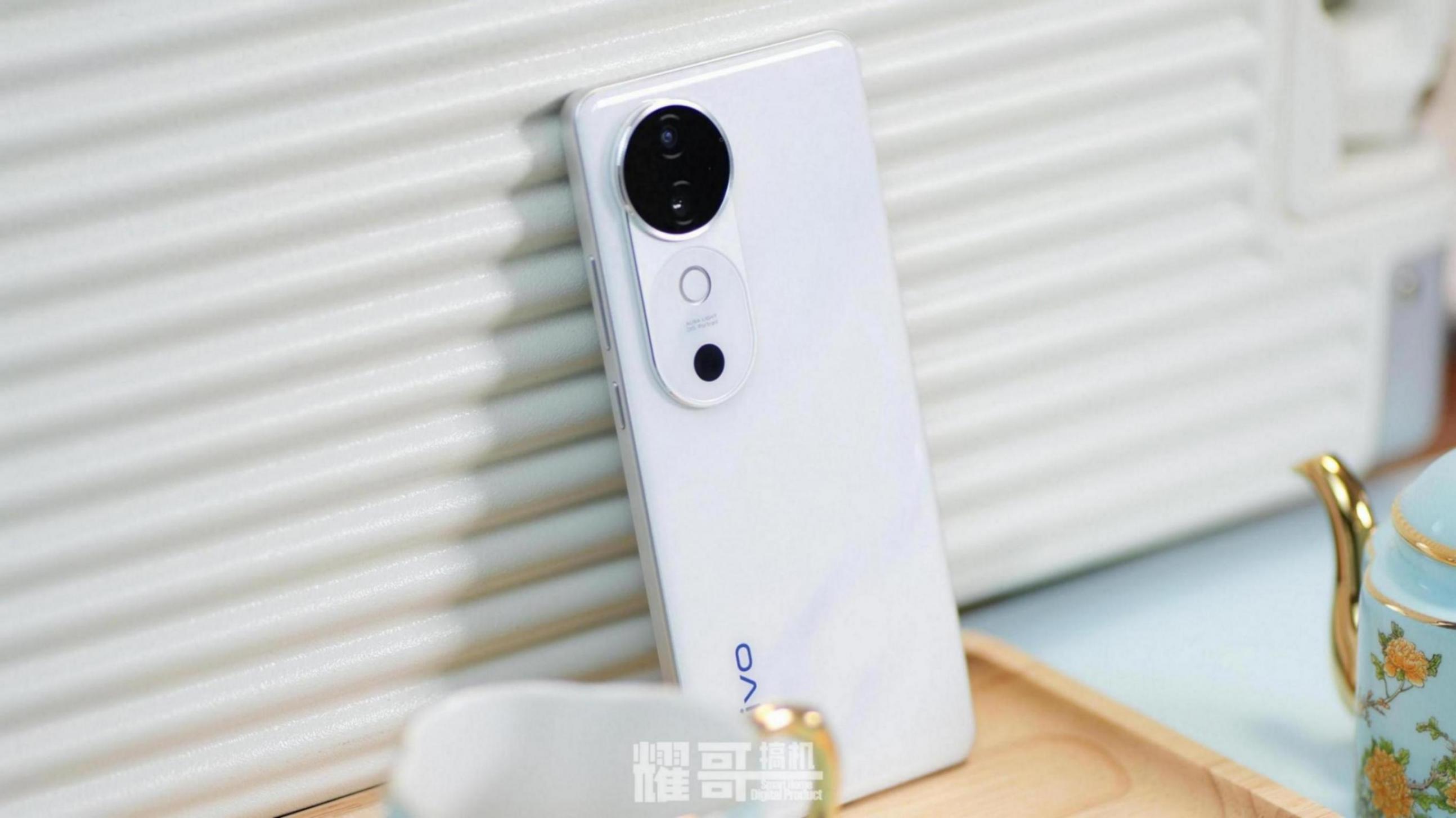 7Gen2玩原神?酷安網友關心的vivoS19評測,這幾點值得關注