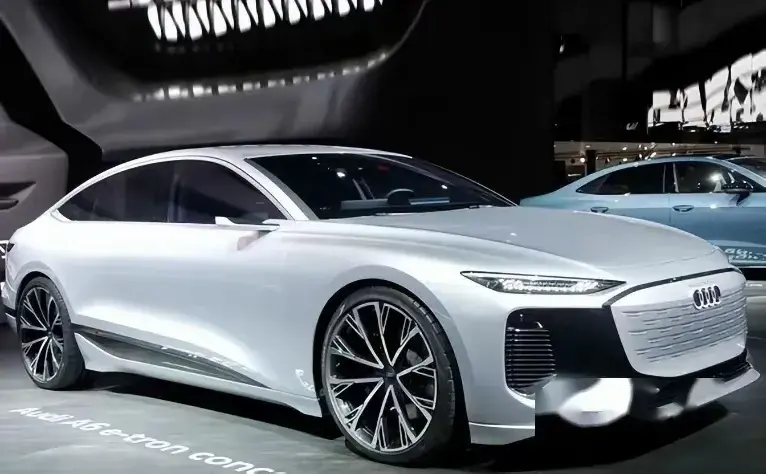 奧迪E6實車曝光,續航500公里,賣20多萬?