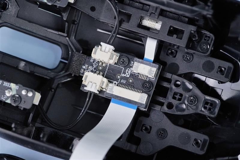 原相3950終于解禁!雷柏VT1PRO MAX評測:輕量級無線鼠標新興悍將