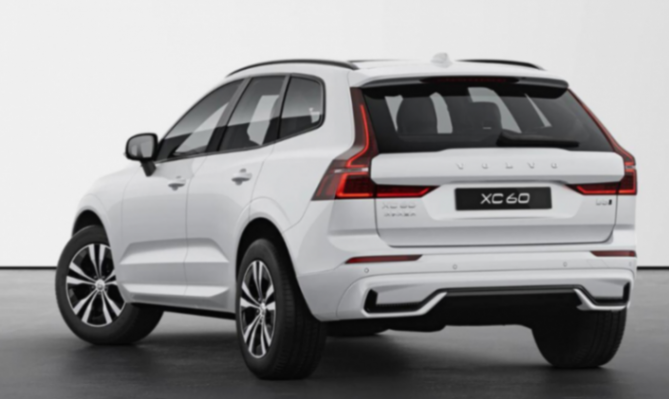 黑武士降臨,沃爾沃XC60實圖曝光,0-100km/h加速時間僅需5s