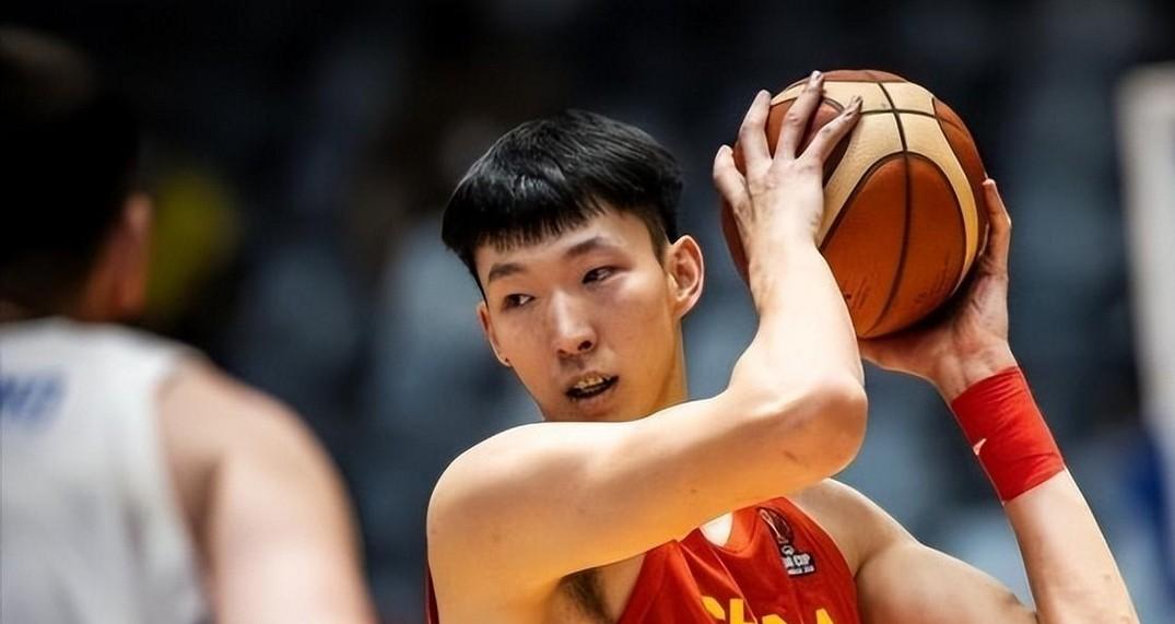 驚爆北汽爭搶男籃巨星周琦和新外援組超級雙塔,北汽CBA要爭冠