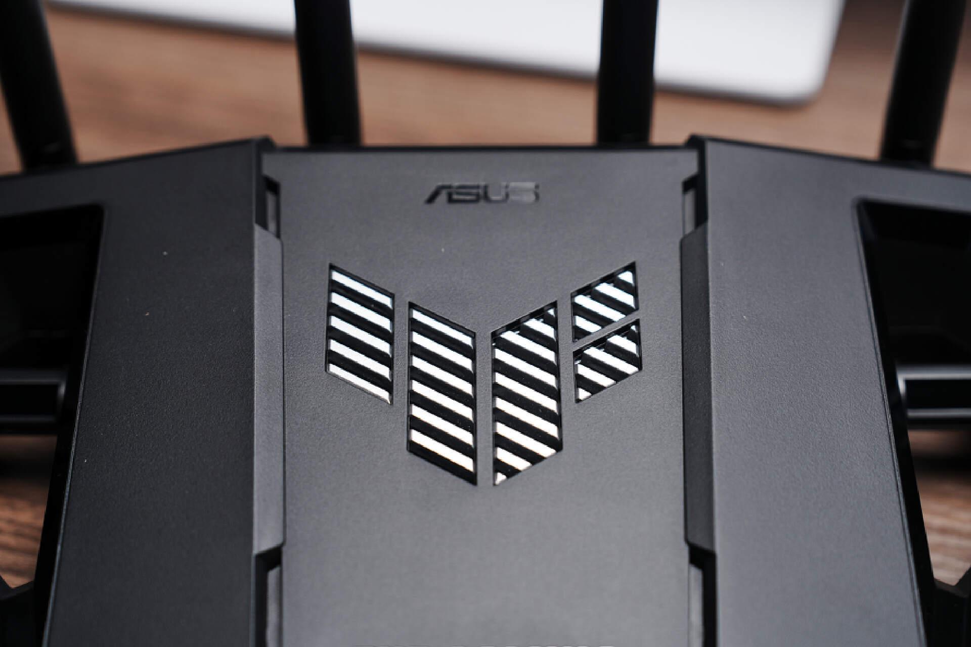 全屋WIFI7,華碩TUF Gaming小旋風(fēng)Pro路由器開箱