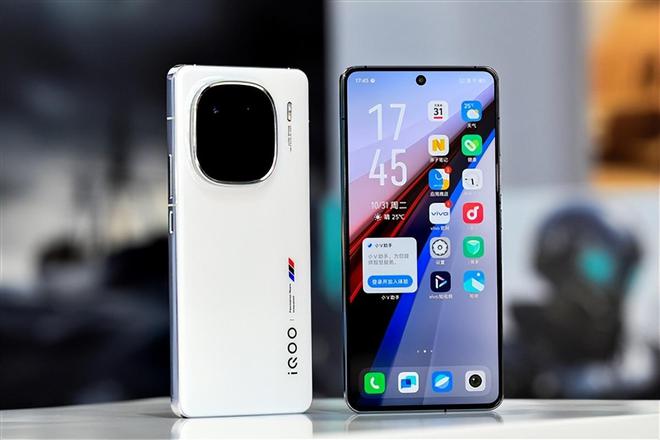 iQOO 13系列大動作:一場冒險的旗艦變革