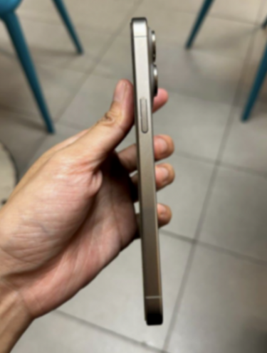 現在買iPhone一定要買15 Pro和Max,不然立馬后悔。
