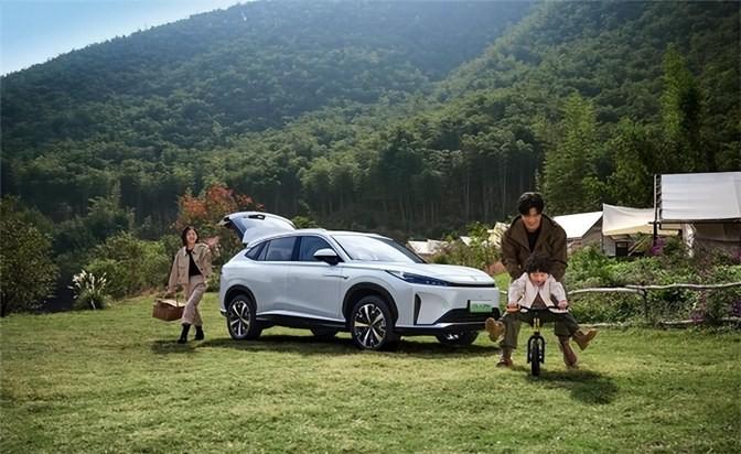 48.1%熱效率神車遇48.1%關稅,上汽榮威如何逆襲?
