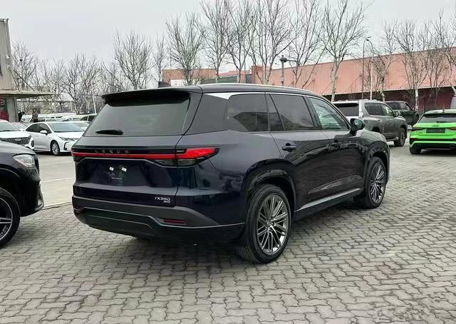還會(huì)有市場嗎?雷克薩斯TX國內(nèi)實(shí)車曝光,搭載2.4T+8AT動(dòng)力